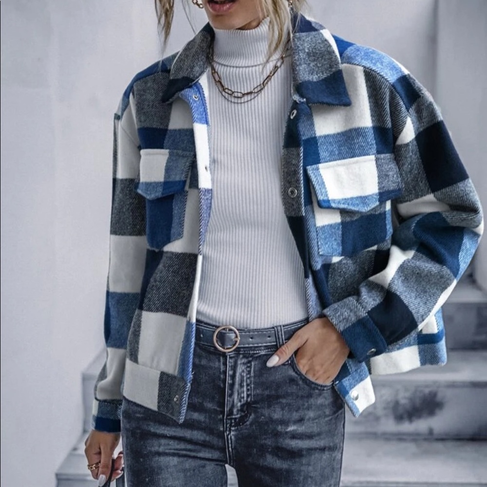Plaid Coat Blue White - Picture 6 of 7